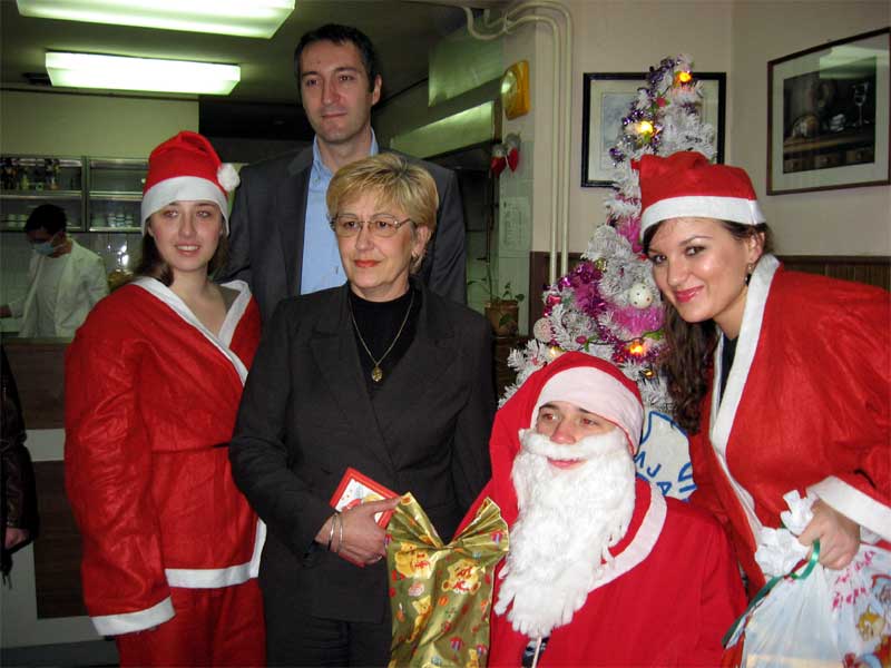 Akcija „Jedan paketić – mnogo ljubavi“ Decembar 2009. – januar 2010.g.